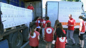 Read more about the article Crucea Roșie Română – Filiala Dâmbovița donează pentru al doilea an consecutiv o cantitate de aproximativ 42.000 de litri de lapte UHT