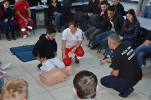 Read more about the article Crucea Roşie Dâmboviţa a fost prezentă la Cafeneaua Informării,  o activitate dedicată studenților de la Universitatea Valahia
