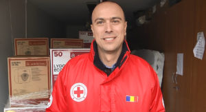 Read more about the article Crucea Roșie Dâmbovița susține demersurile pentru combaterea pandemiei COVID-19, oferind permanent sprijin material  spitalelor dâmbovițene, centrelor sociale și persoanelor vulnerabile