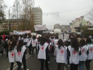 Read more about the article Crucea Roșie  Dâmboviţa a susținut “MARŞUL DE PROTEST ÎMPOTRIVA VIOLENȚEI”