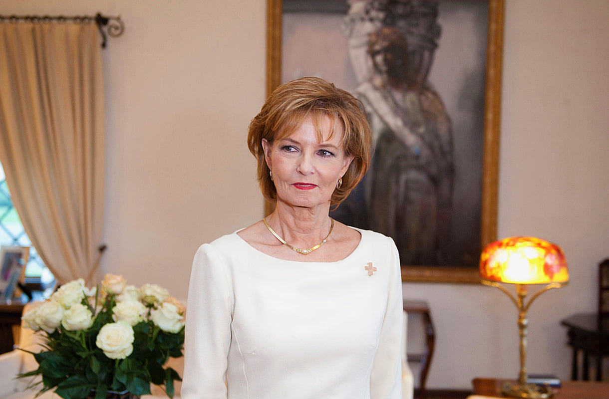 You are currently viewing Mesajul Majestăţii Sale Margareta Custodele Coroanei române, preşedintele Societăţii Naţionale de Cruce Roşie din România, cu ocazia Zilei Internaționale a Voluntariatului