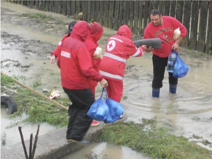 Read more about the article Apel pentru sprijinirea persoanelor afectate de inundații